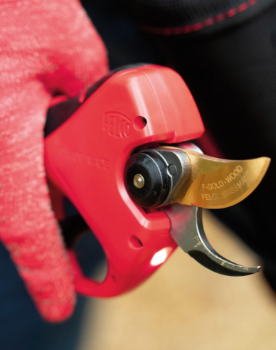 FELCO 834W Elektrické nůžky se střihem do 34 mm (pro sady)